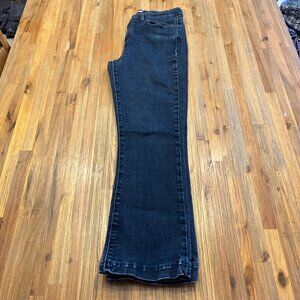 Levis Classic Boot dark denim high waisted 5 pocket stretch denim jean size‎ 8